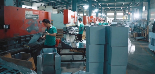 德龙厨卫 激活品牌年轻化，缔造发展新篇章